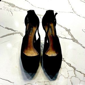 Women’s Guess heels size 6.5 black